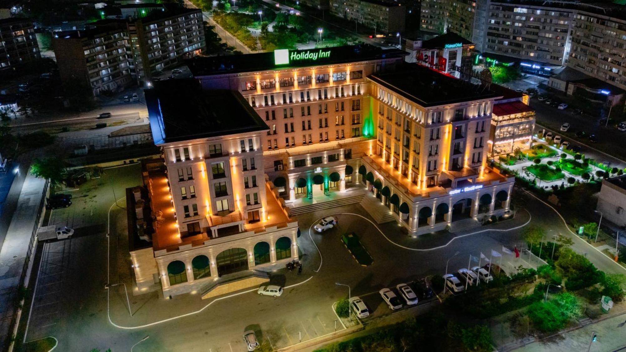 Holiday Inn Aktau By Ihg Exterior photo
